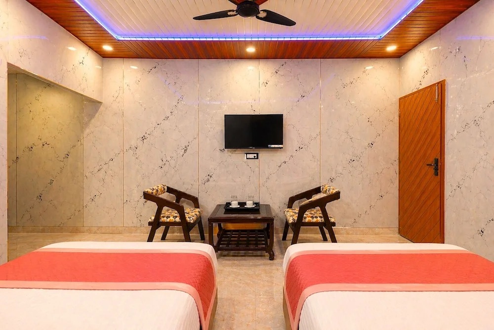 Aqua Tree Resort