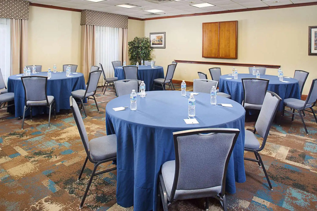 Hampton Inn & Suites - Mansfield