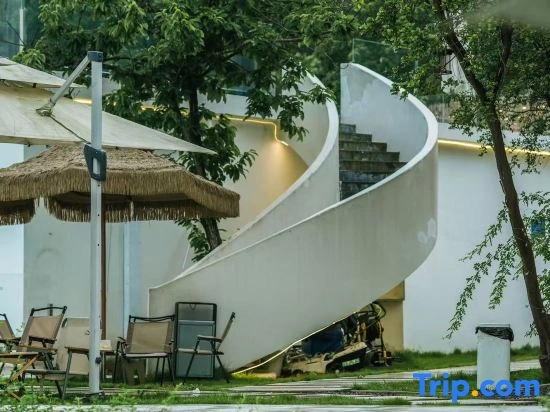 What kind of lemon pool homestay in Changsha