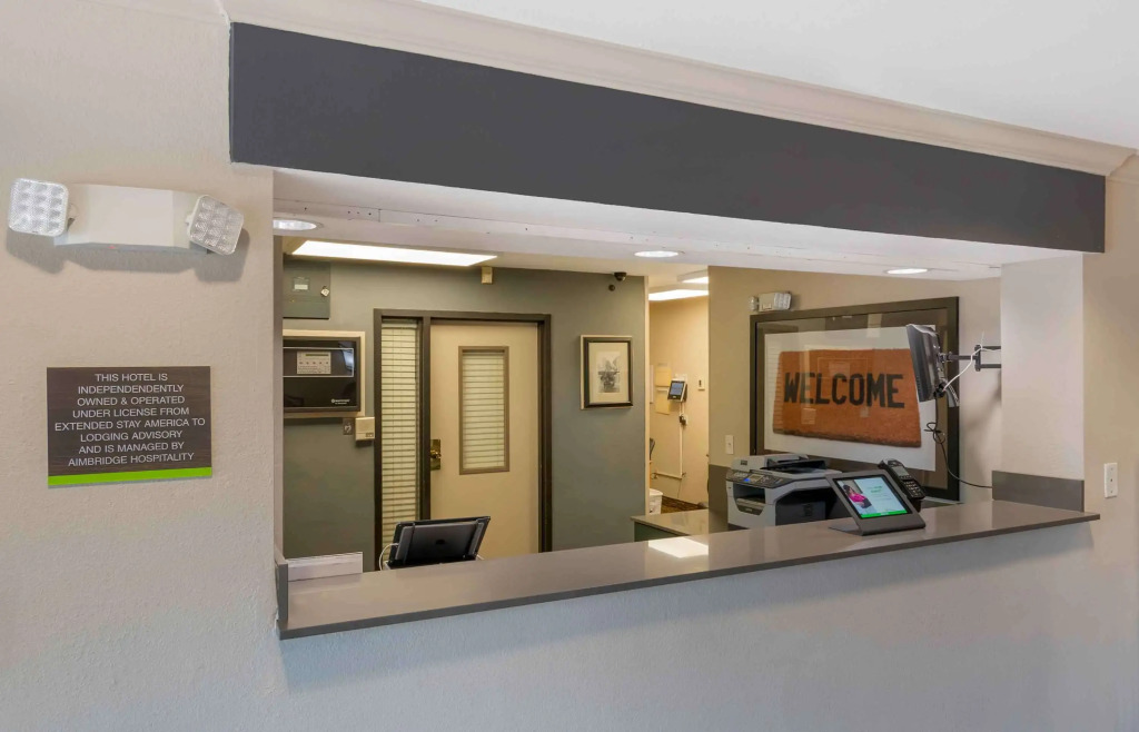 Extended Stay America - Kansas City - Country Club Plaza