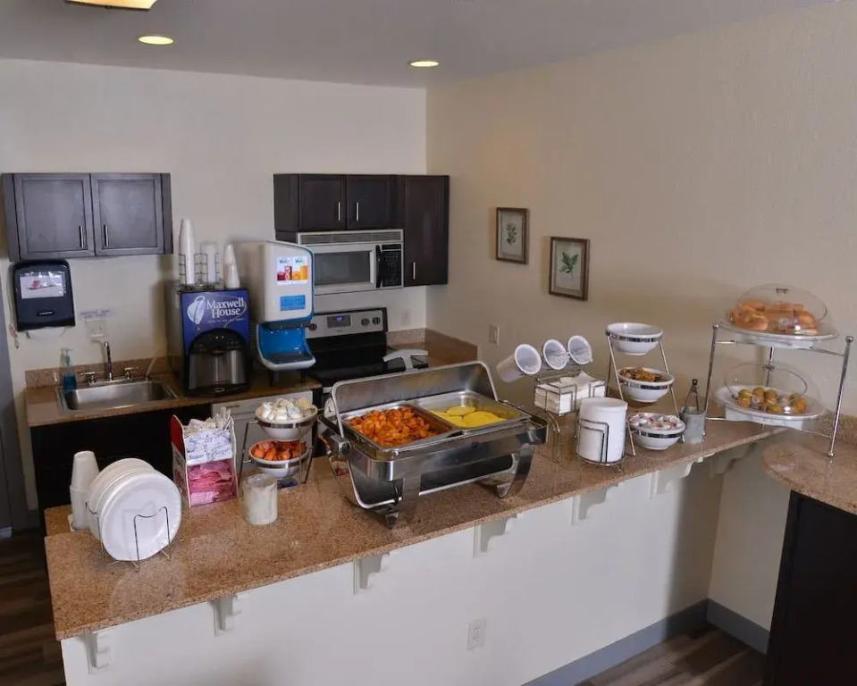 Stay-Over Suites - Fort Gregg-Adams Area