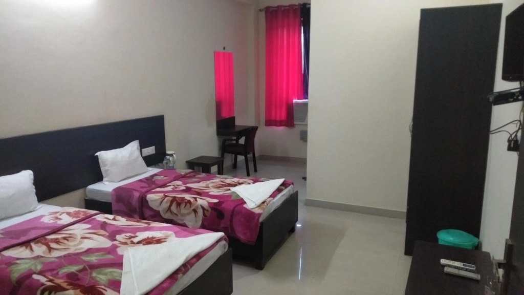 Hotel the Ideal