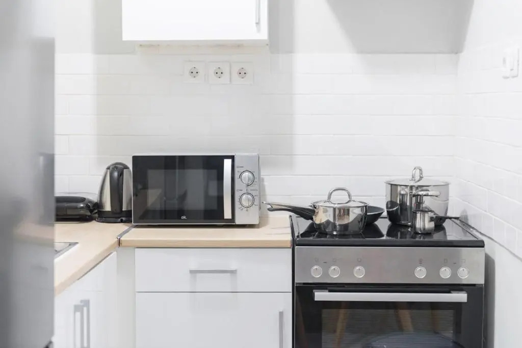 Mar25 by Smart Cozy Suites - In the heart of Athens - 9 minutes from metro - Available 24hr