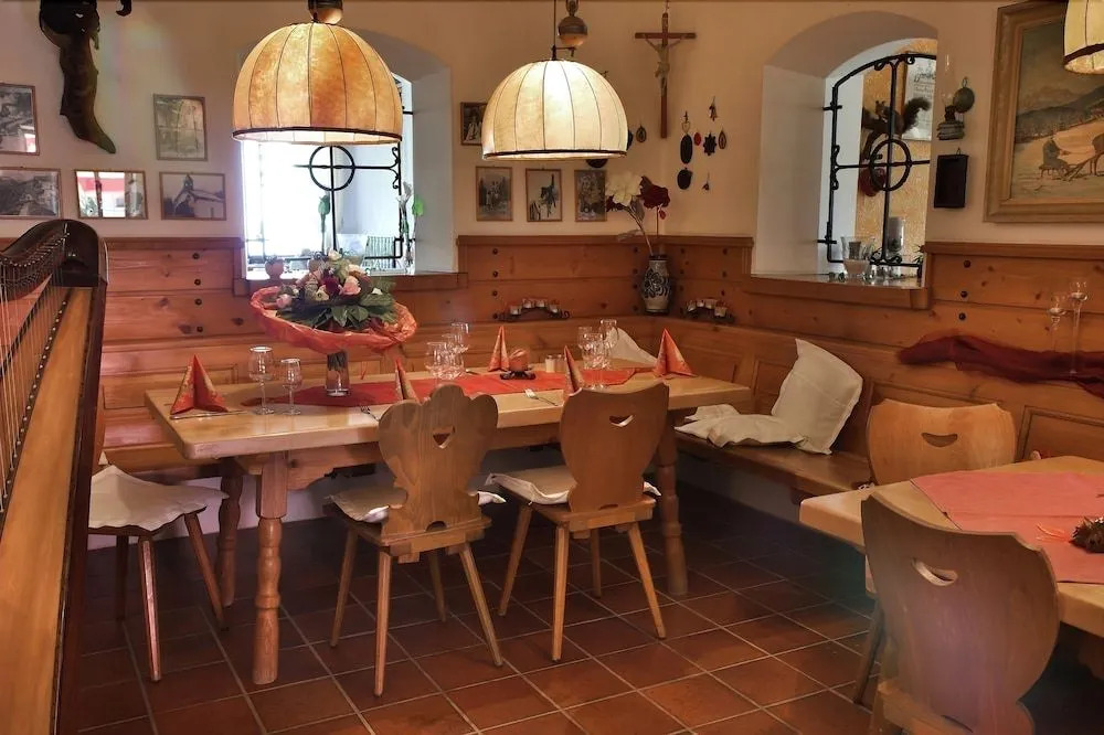 Berggasthof Hotel Adersberg