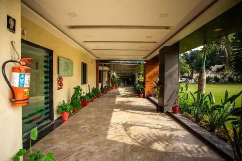 Colonels Hotel