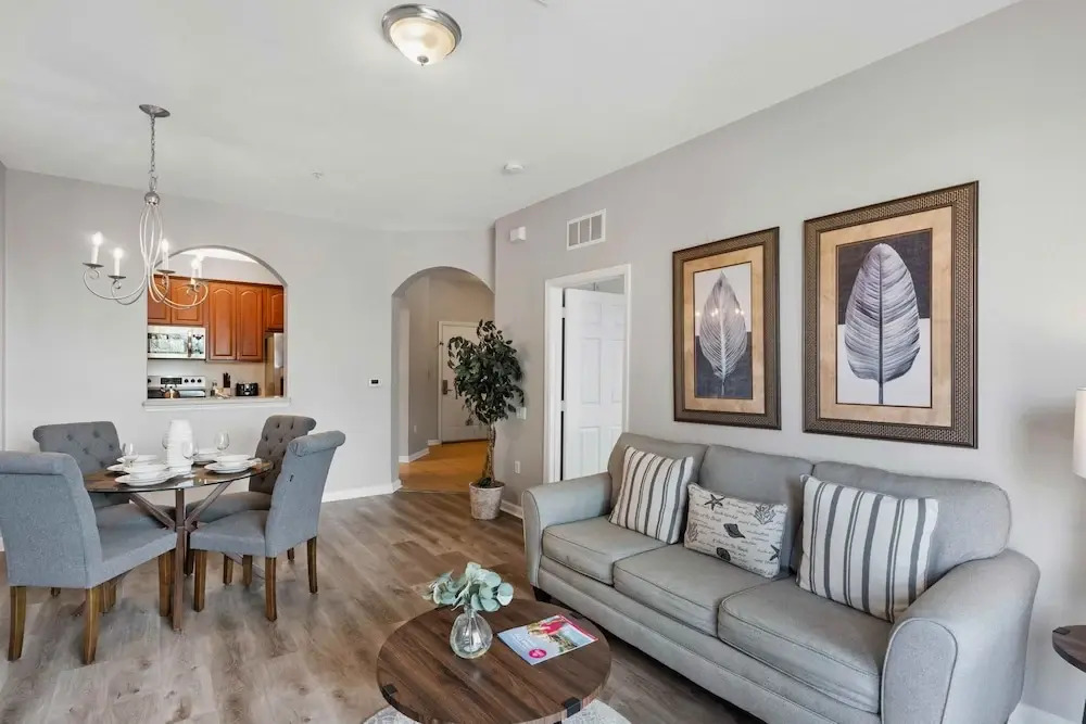 Cozy LAKEVIEW Condo w FREE Resort Access