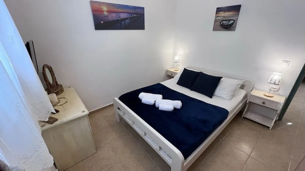 Villa Sertis Santorini