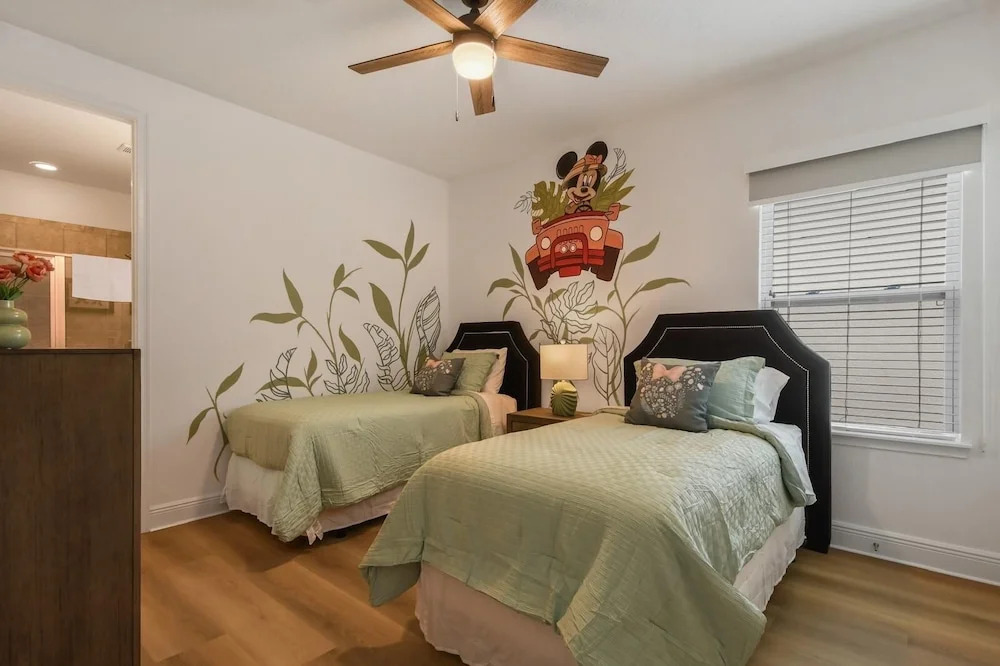 Refurbished Lux 6 Bed Golf Views At Reunion Resort By Shine Villas