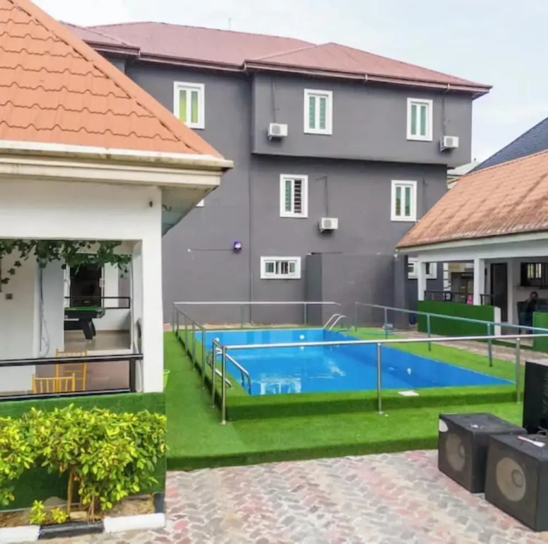 Royal Winners Hotel and Suite