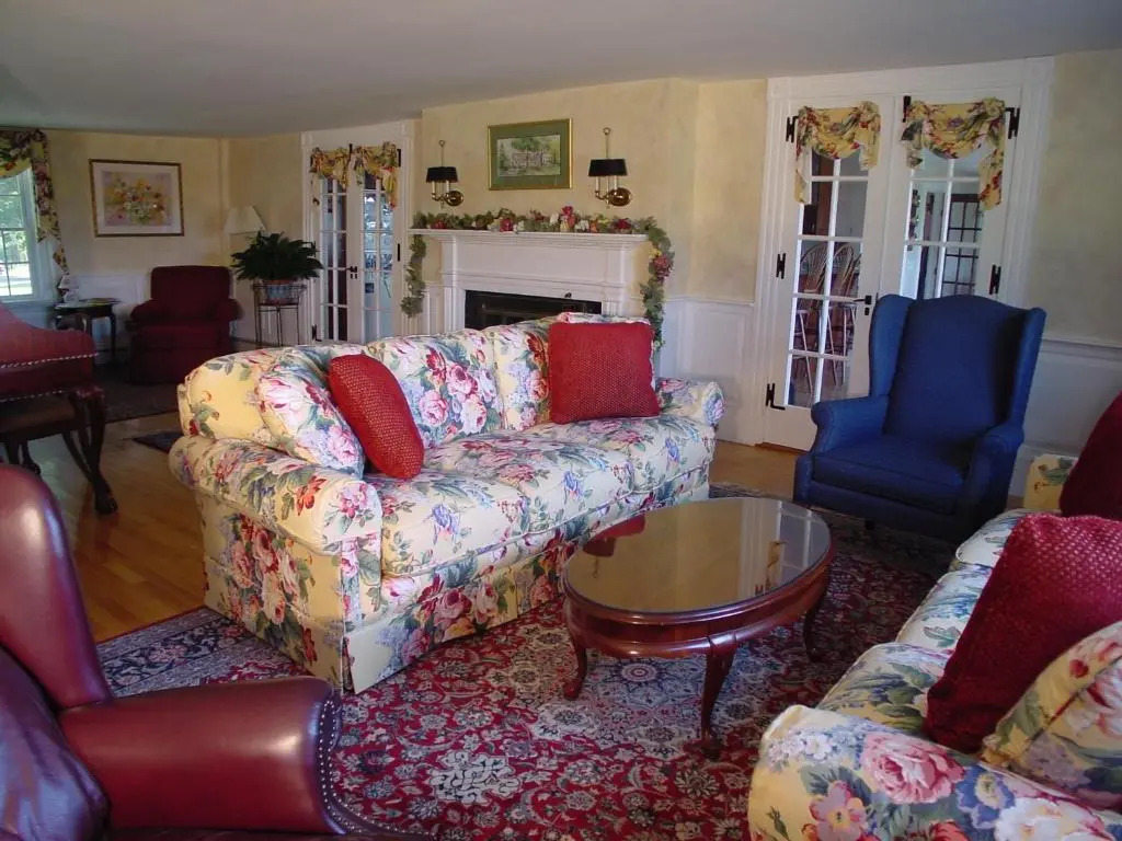 Maguire House Bed and Breakfast