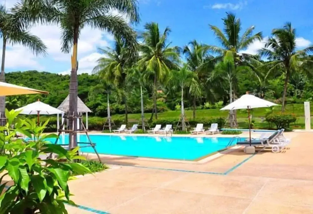Tamarind Lake Villa