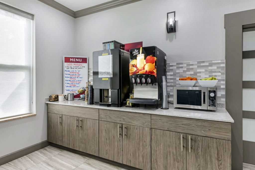 Best Western Plus First Coast Inn and Suites