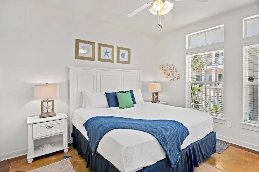 Dauphin Beach House 3 Bedroom & Pool