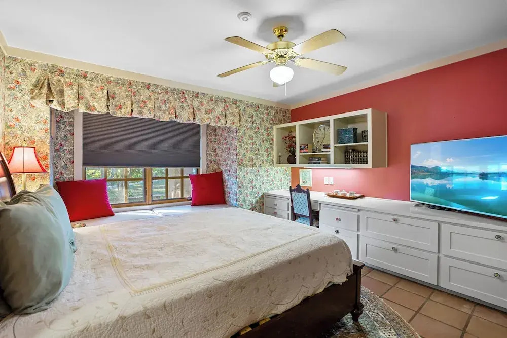 7br Home w/ Pool - Perfect for Family Reunions