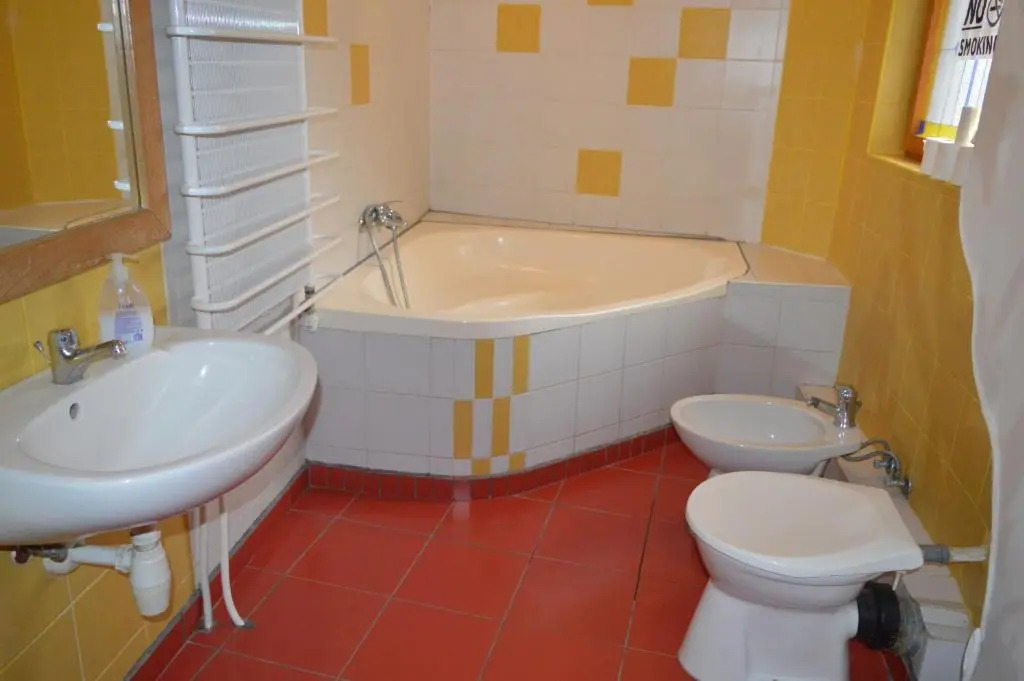 Hostel 66