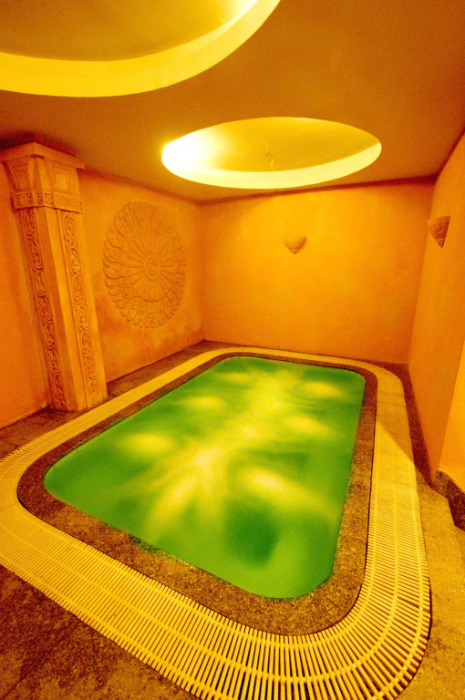 Asia Paradise Hotel