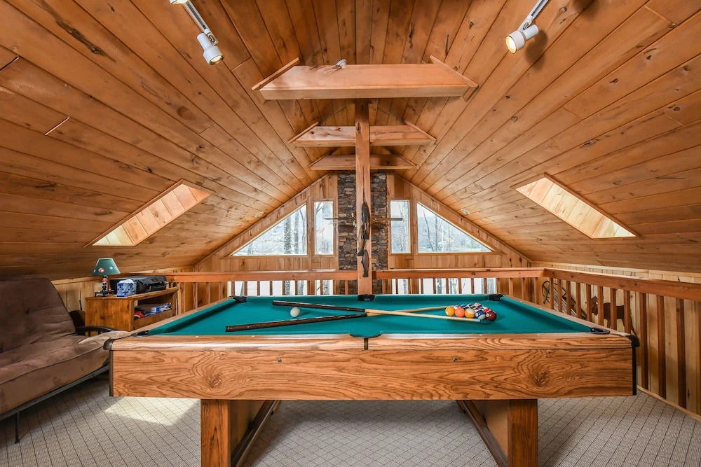 Bear's Den at Sunplace