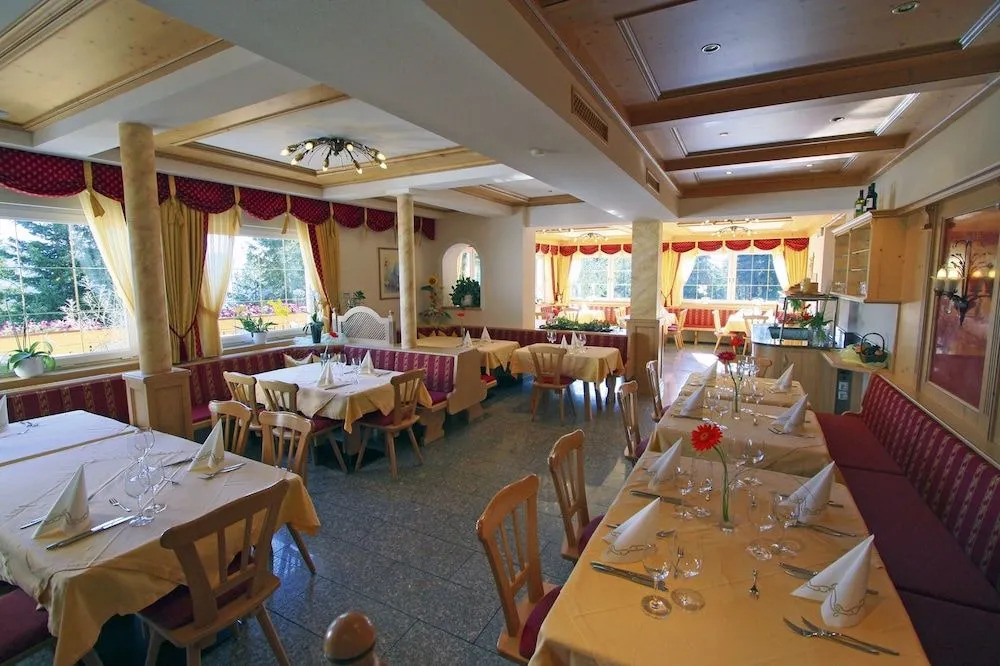 Hotel Aurora
