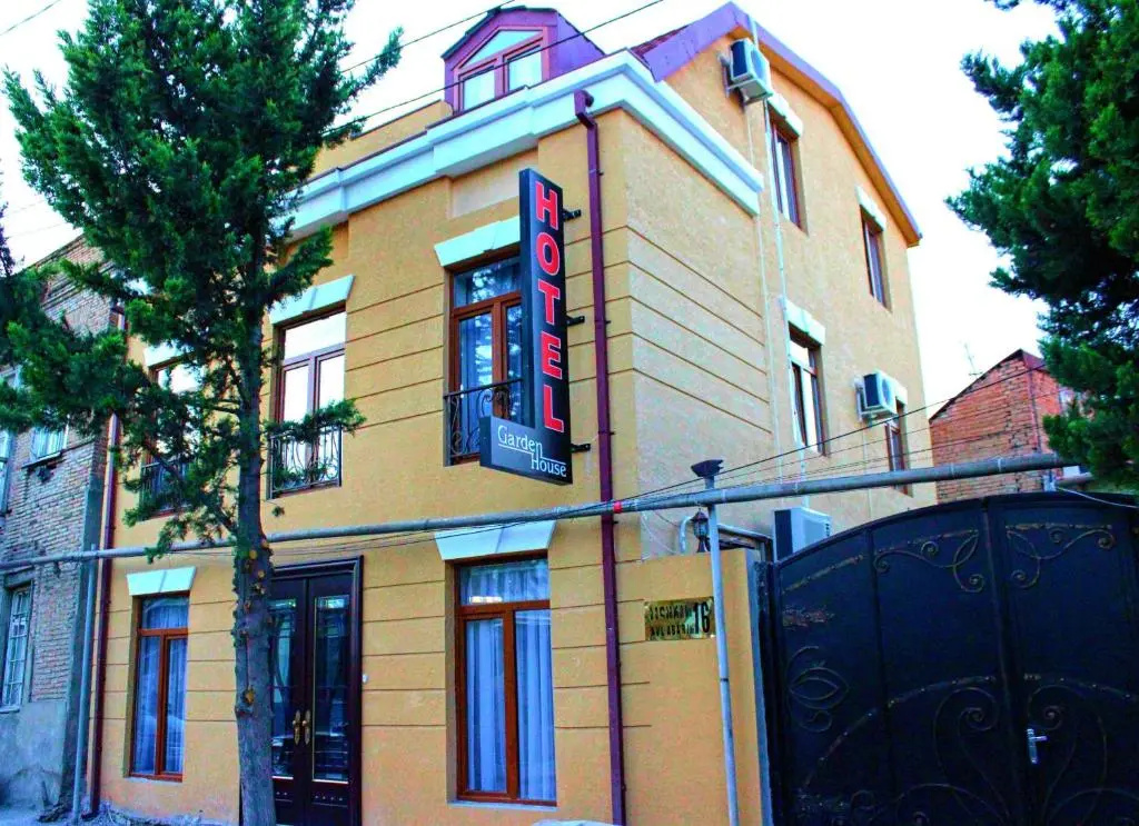 Hotel Garden House