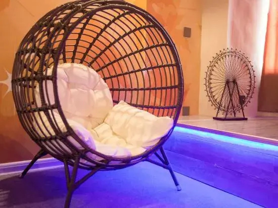 Blue Whale Hotel