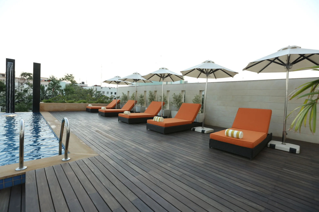 Feathers- A Radha Hotel, Chennai