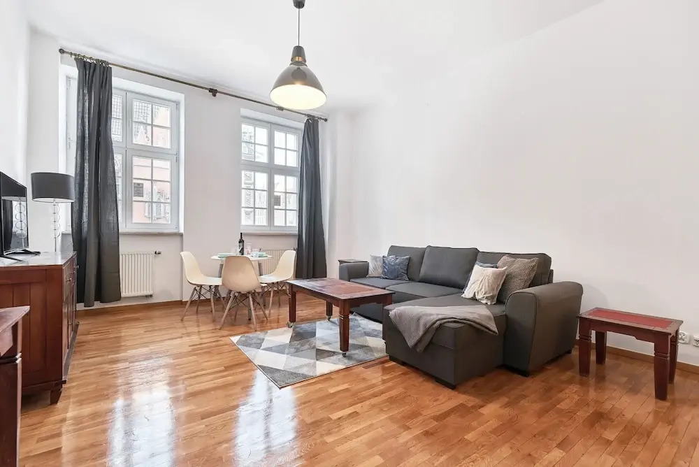 Exclusive Old Town Apartment by Renters