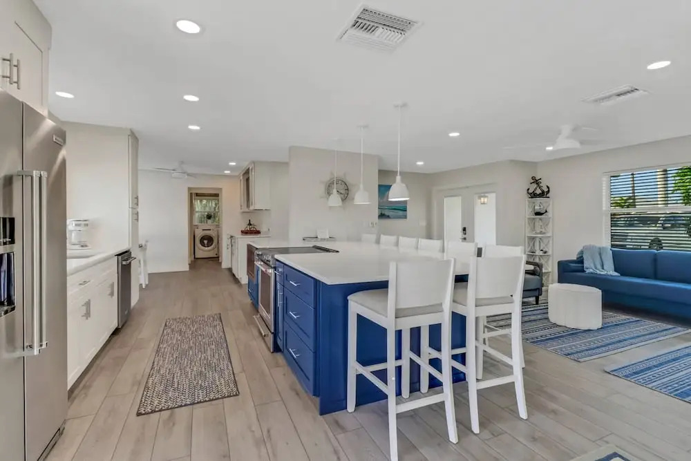 5609 Del Rio Ct