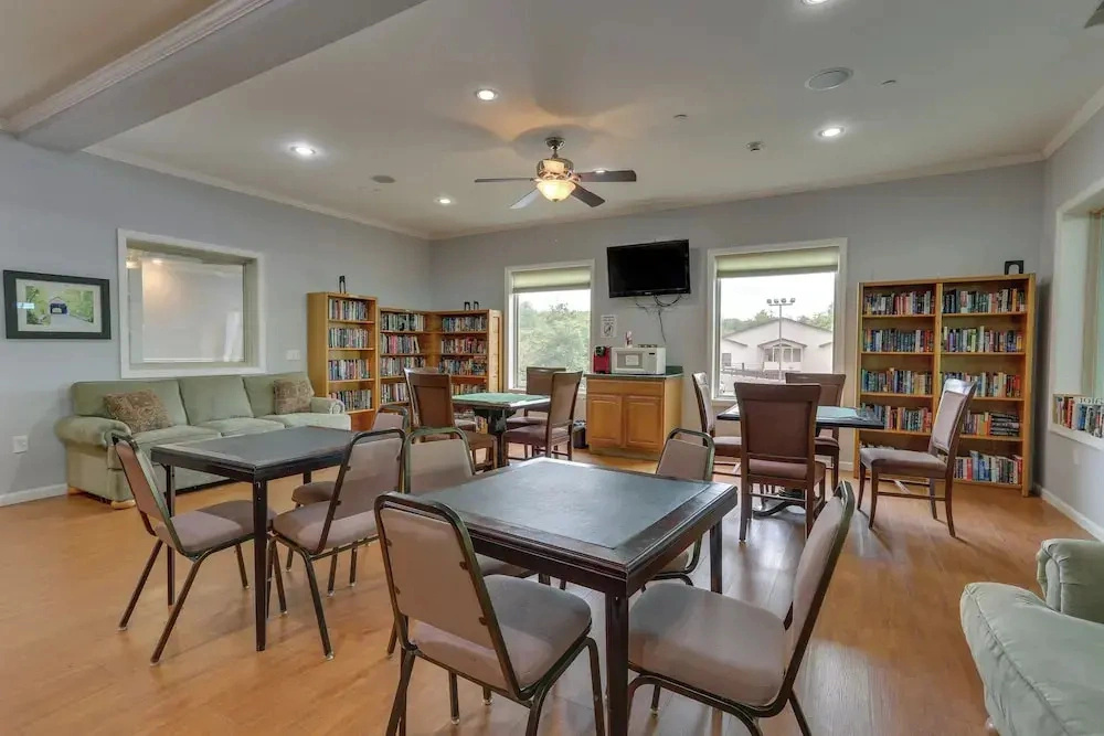 Walk to Hideout Slopes: Home w/ Game Room