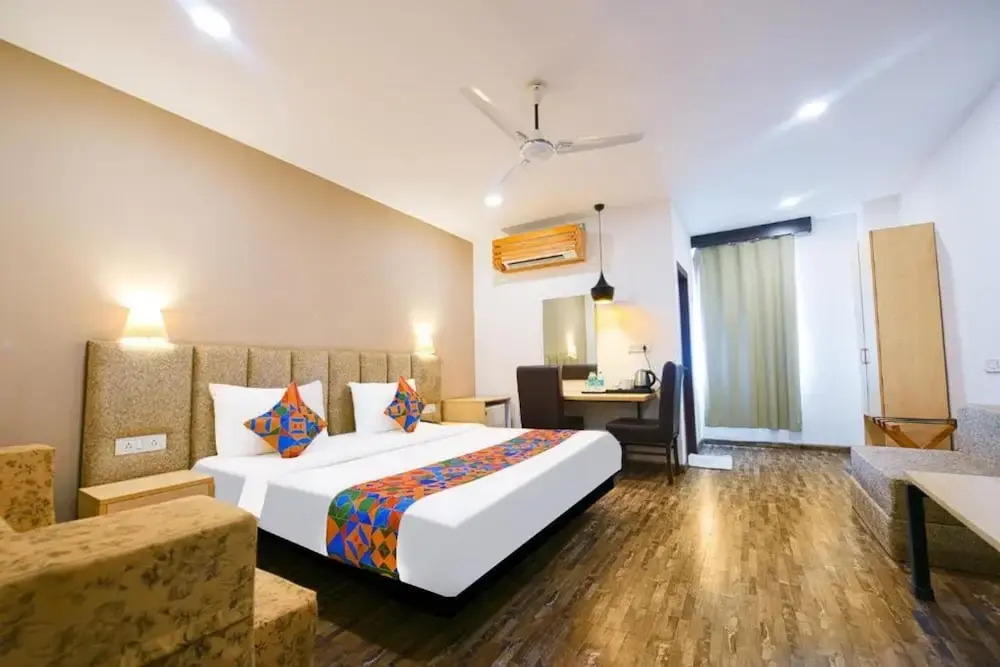 FabHotel The Residency 44 Noida