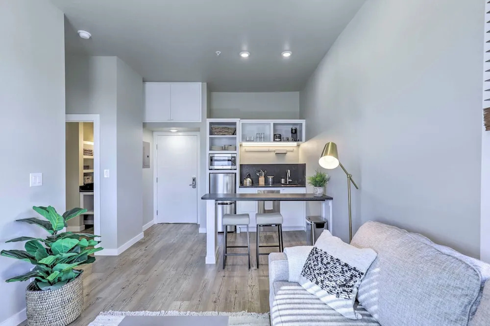 Bright San Marcos Apartment w/ Ideal Location