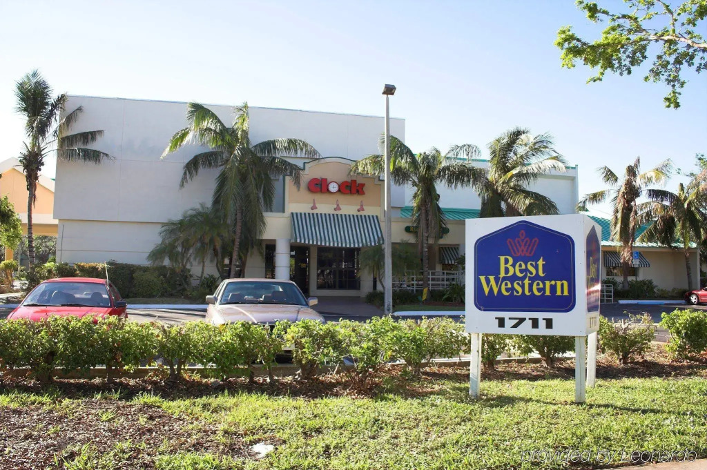 Sawgrass Inn & Conference Center