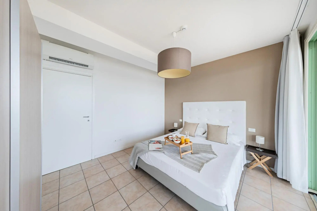 Residenza Miralago With Pool - Two-bedroom With Terrace