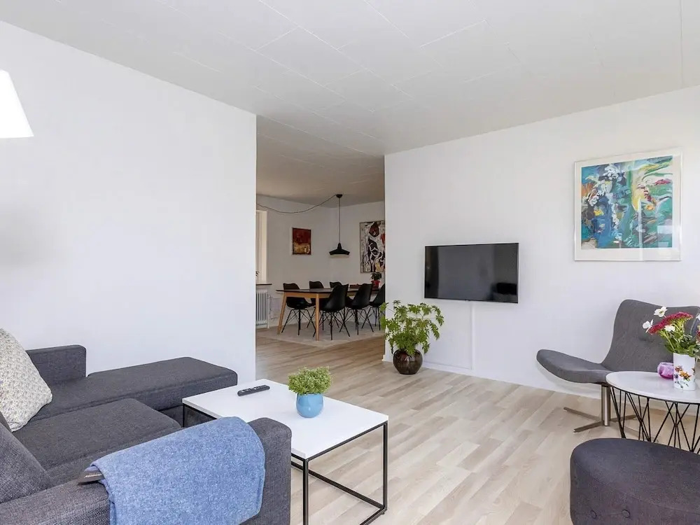 6 Person Holiday Home in Hojslev