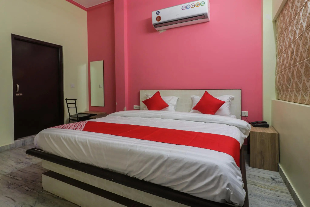 OYO 26857 Hotel P.S. Royal Heritage