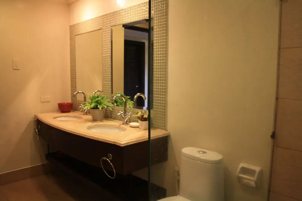 Tagaytay Home by StayHome Asia