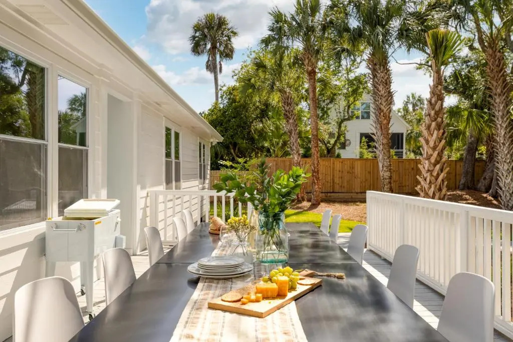 Lumie by Avantstay 5BR Ranch w/ Firepit + Patio