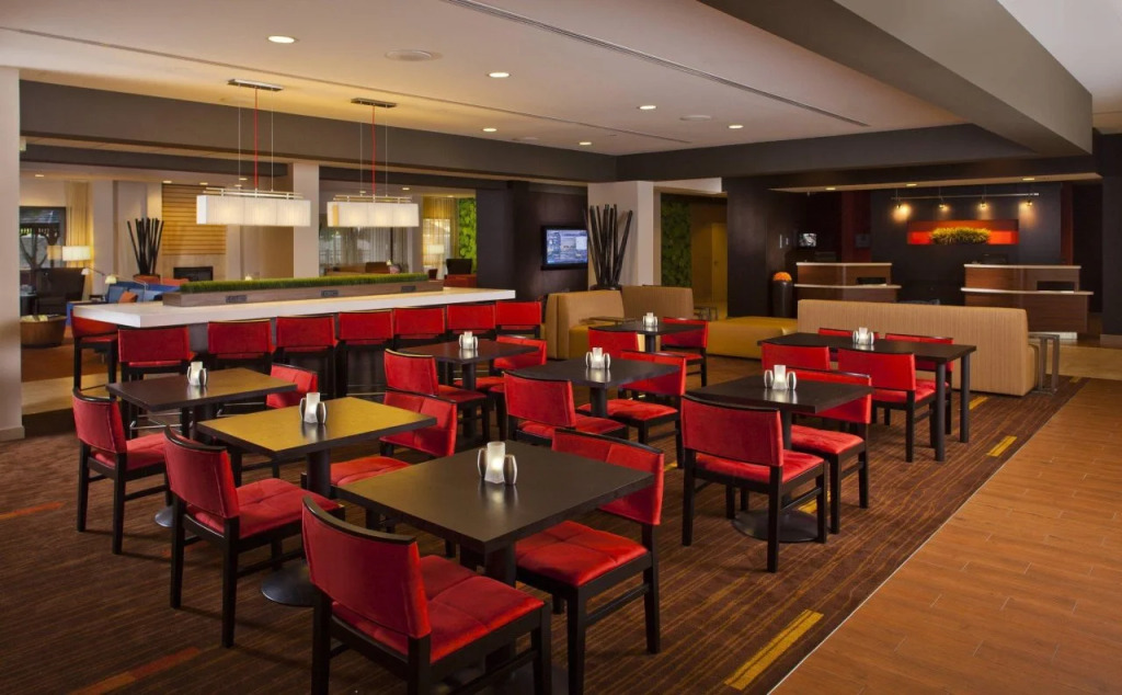 Courtyard by Marriott New Orleans Metairie