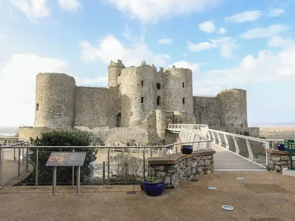Harlech Apartments - Bendigeidfran