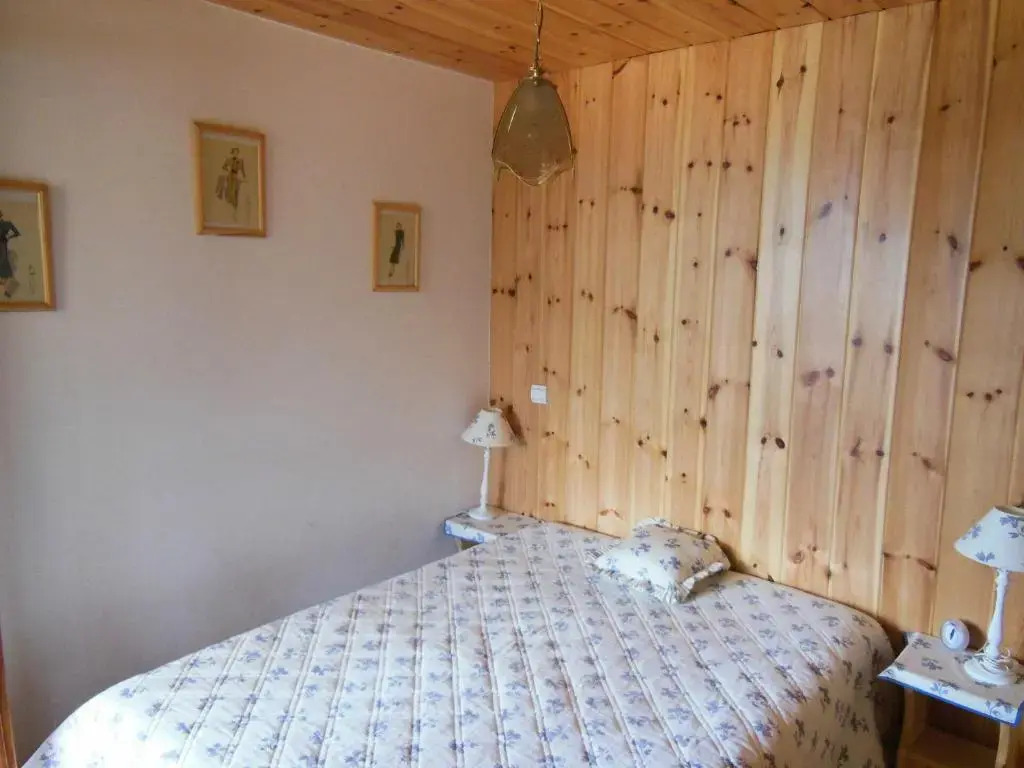 Résidence La Tour Du Merle - 4 Pièces pour 7 Personnes 193298