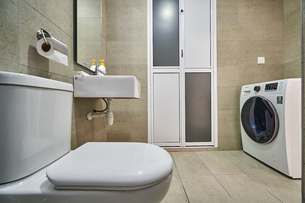 Oyo Home 1135 Magnificent 1Br Kenwingston