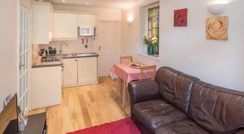 Luccombe Villa Holiday Apartments