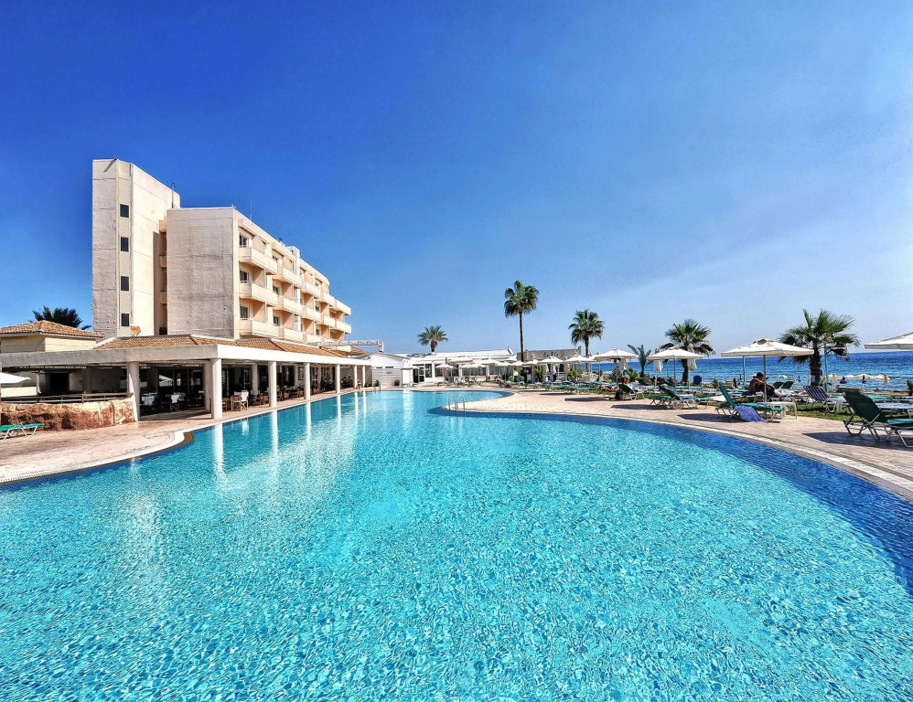 Piere - Anne Beach Hotel