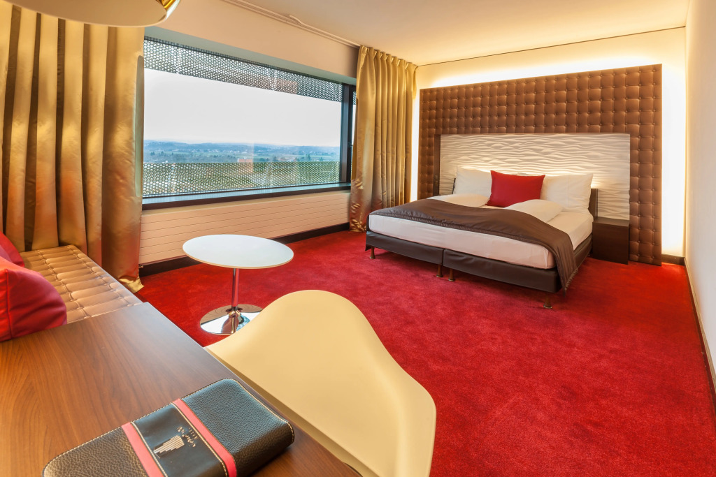 Airport Hotel Basel - Convenient & Friendly