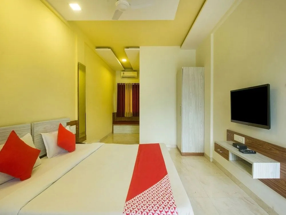 Oyo 15999 Sahyadri Cottage