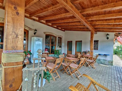 Casa Adam