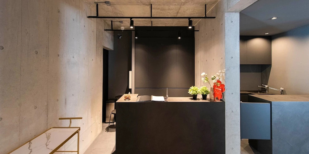 Spatium Ginza Pony