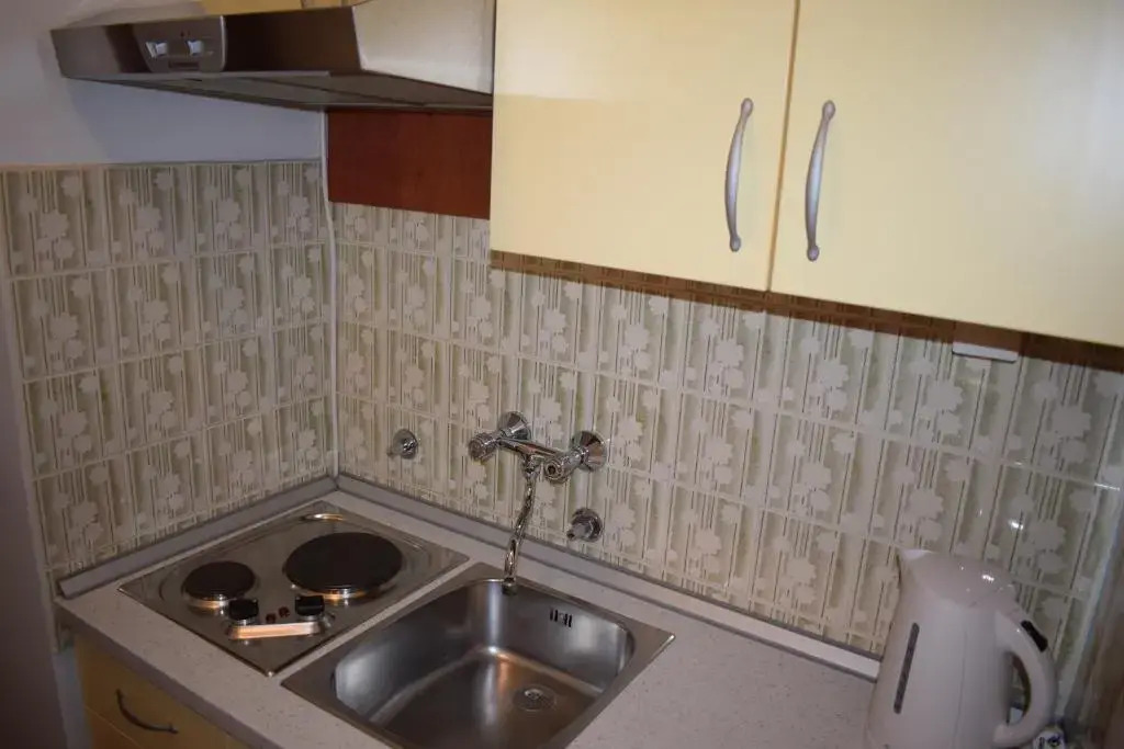 Vila Jelena - Studio apartments for 2 to 3 persons in Sv Filip i Jakov