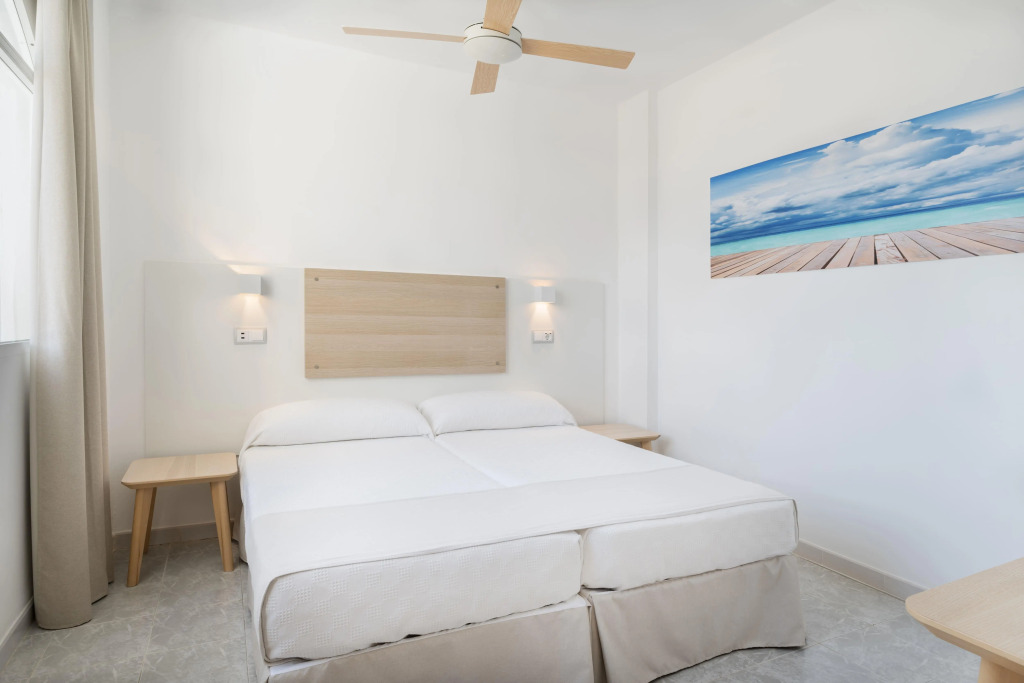 SOL by Meliá Lunamar Palmanova Apartamentos