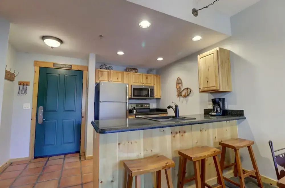 Perfectly Located Condo With Great Views - TX207 by Redawning