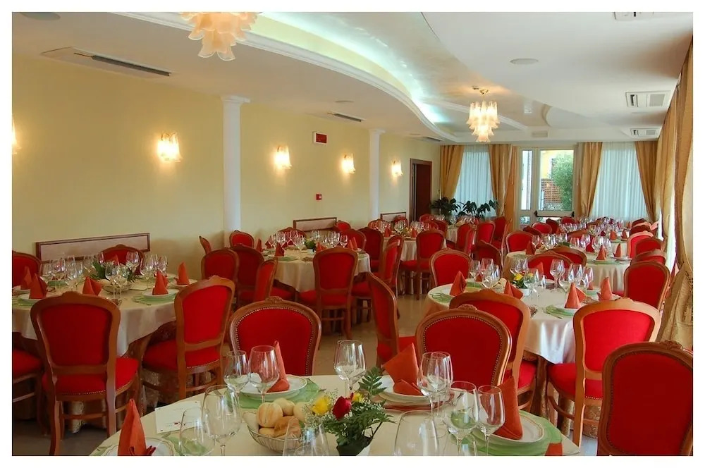 Belvedere Hotel Club